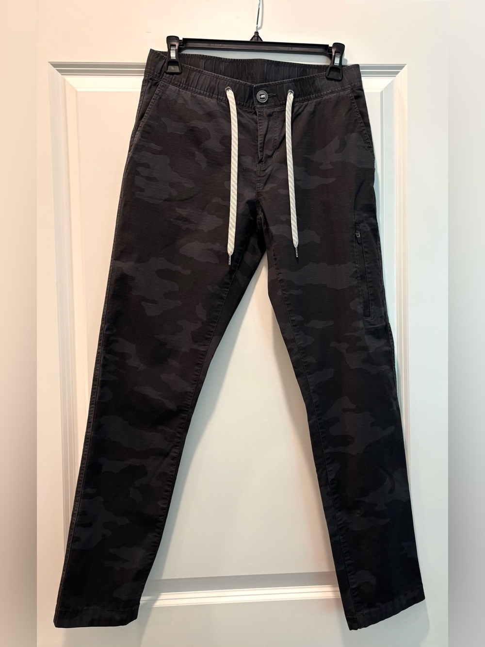 Vuori Black Camo Cargo Drawstring Pants